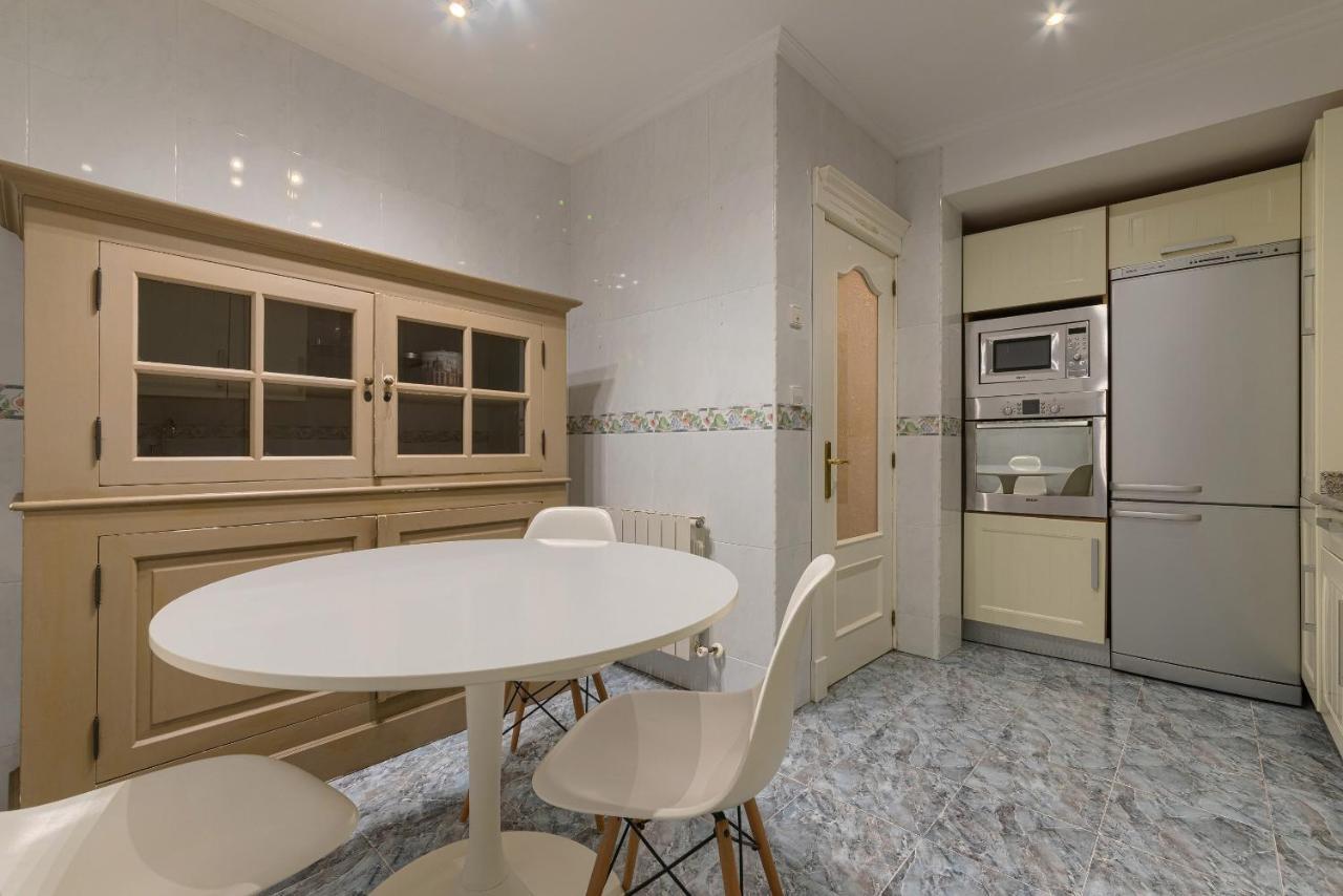 Bailen Reformado Elegante Con Wifi Apartment Bilbao Ngoại thất bức ảnh