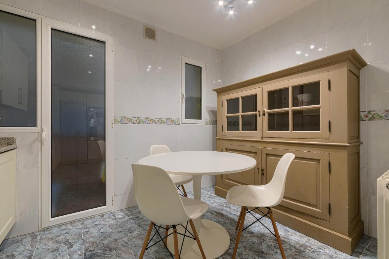 Bailen Reformado Elegante Con Wifi Apartment Bilbao Ngoại thất bức ảnh